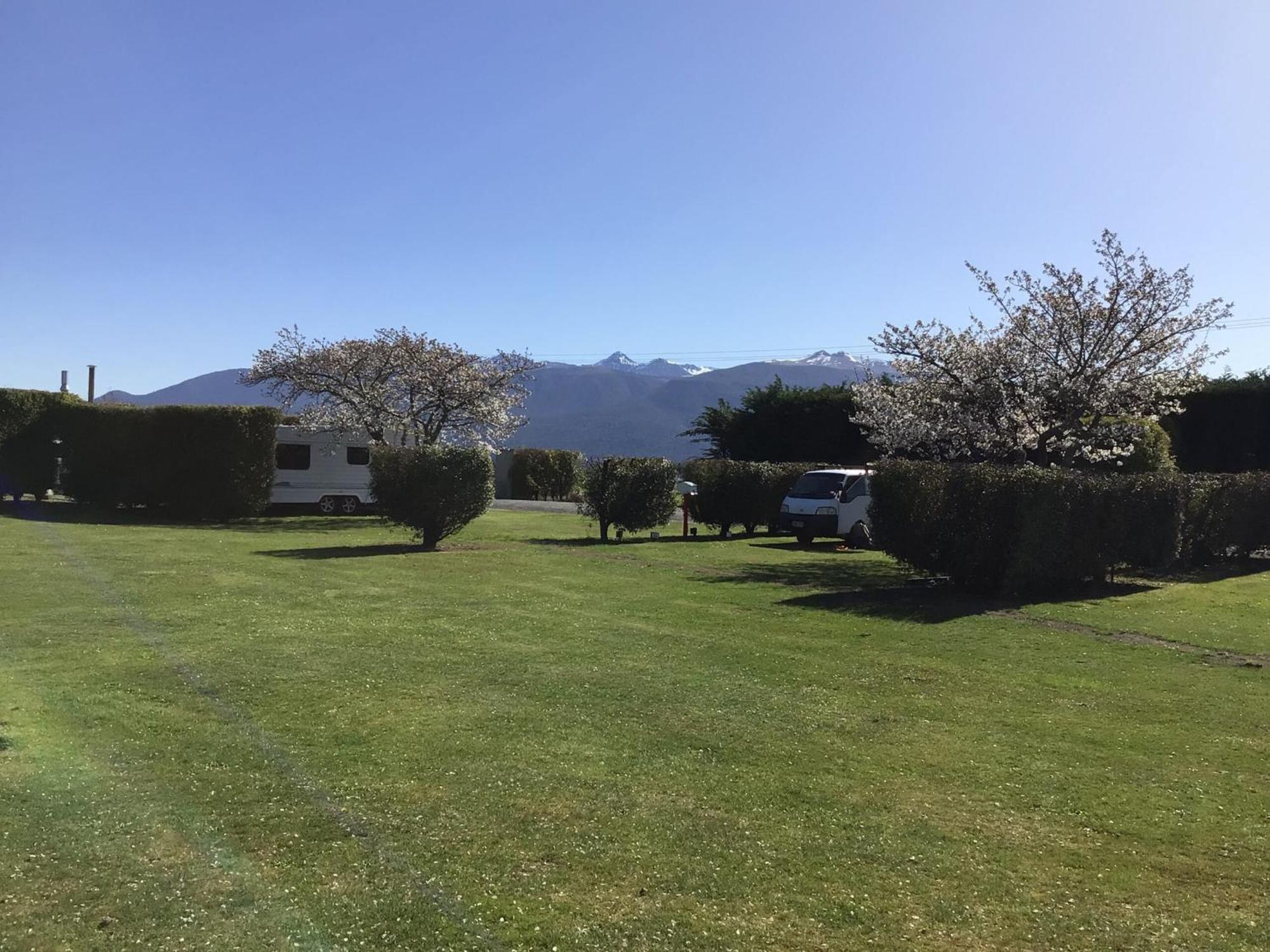 Hotel Fiordland Great Views Holiday Park Te Anau Exterior foto