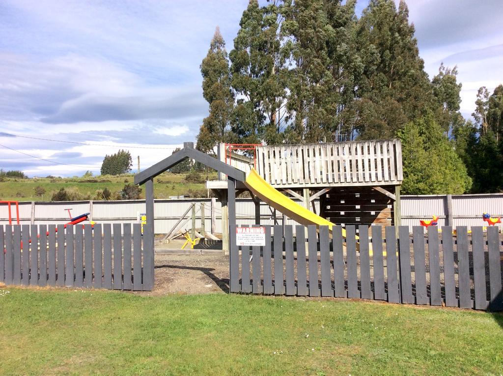 Hotel Fiordland Great Views Holiday Park Te Anau Exterior foto